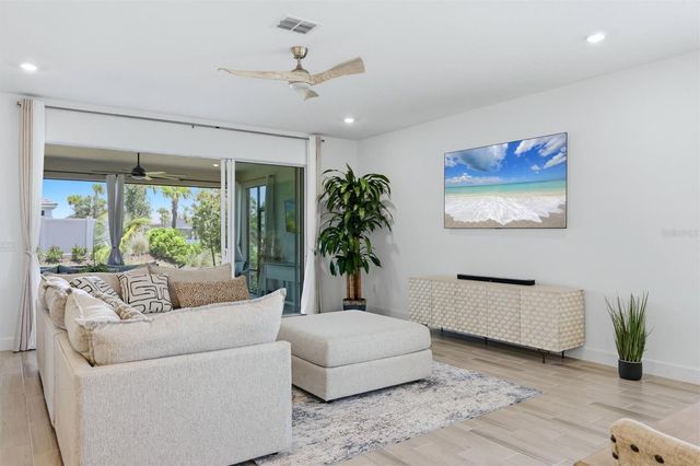 5229 SAVINO CIRCLE, Palmetto, FL 34221