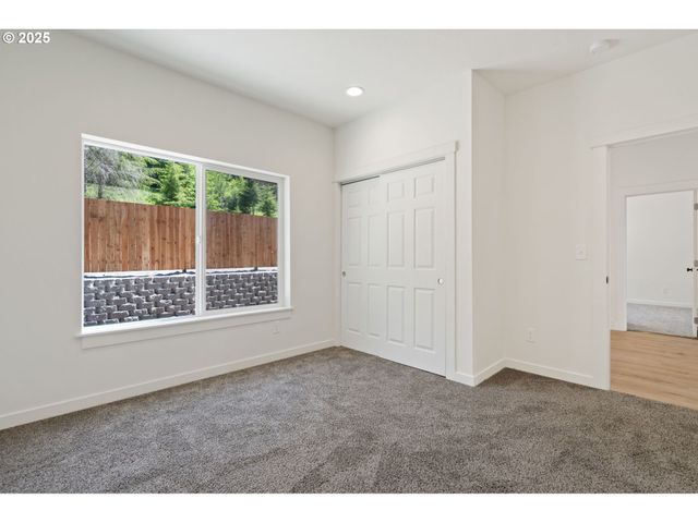 187 TATONKA Rd, Kelso, WA 98626