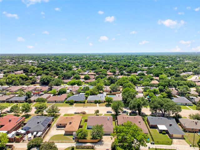 5737 Everglade Road, Dallas, TX 75227