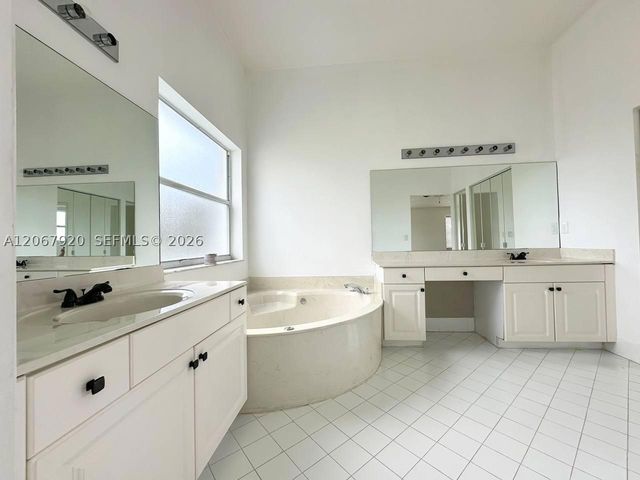 7647 Rockport Cir 1, Lake Worth, FL 33467