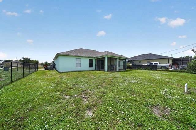 7816 100TH Avenue, Vero Beach, FL 32967