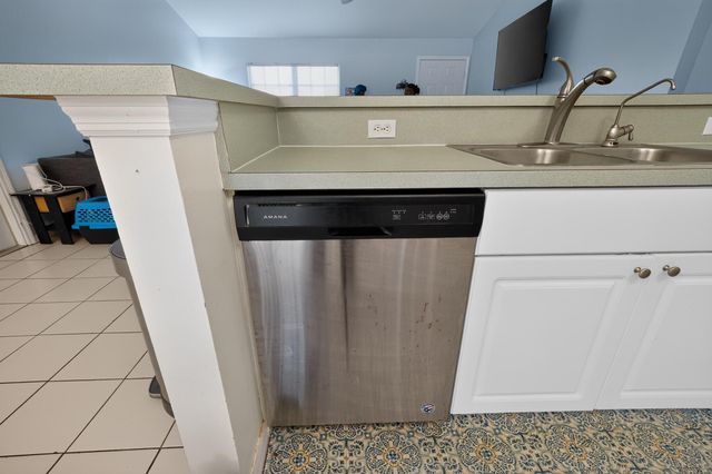 7816 100TH Avenue, Vero Beach, FL 32967