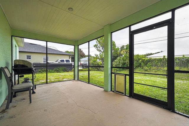 7816 100TH Avenue, Vero Beach, FL 32967