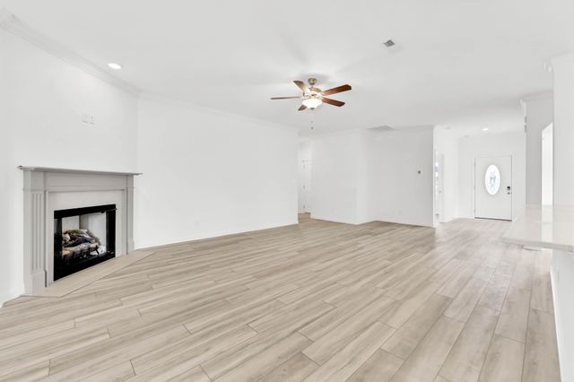 364 Kildeer Dr, Clarksville, TN 37040