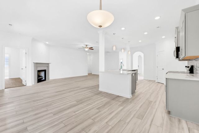 364 Kildeer Dr, Clarksville, TN 37040