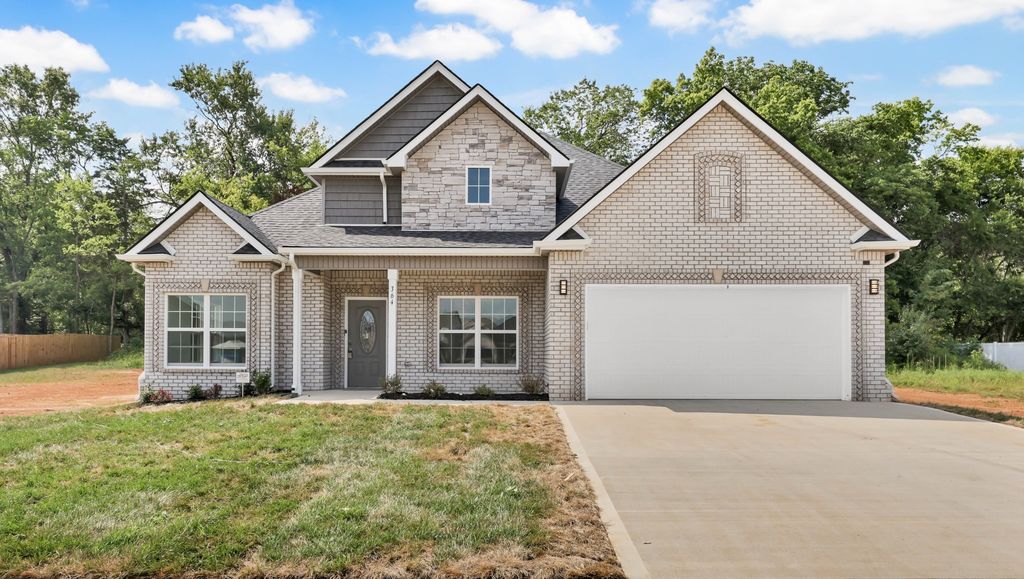 364 Kildeer Dr, Clarksville, TN 37040