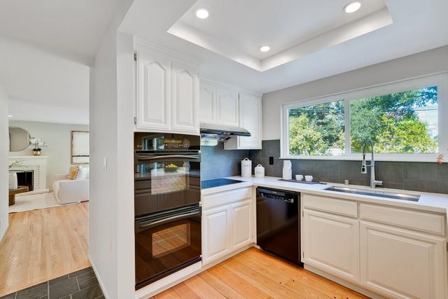 1634 Jamestown Drive, Cupertino, CA 95014