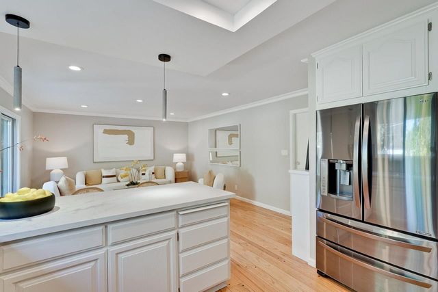 1634 Jamestown Drive, Cupertino, CA 95014