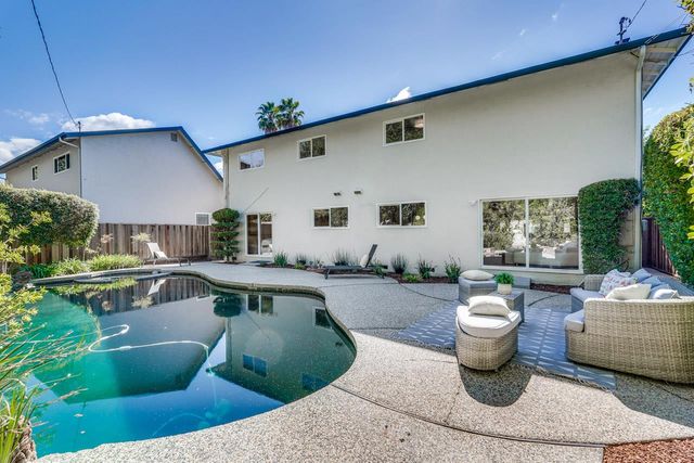 1634 Jamestown Drive, Cupertino, CA 95014