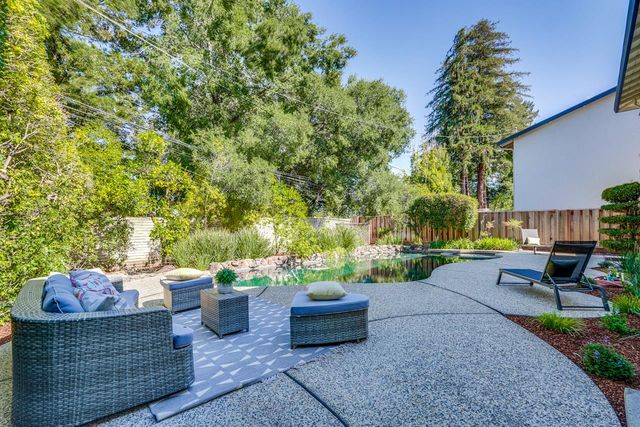 1634 Jamestown Drive, Cupertino, CA 95014