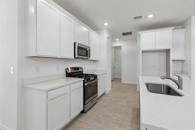 3744 NANDINA CIRCLE, Sun City Center, FL 33573