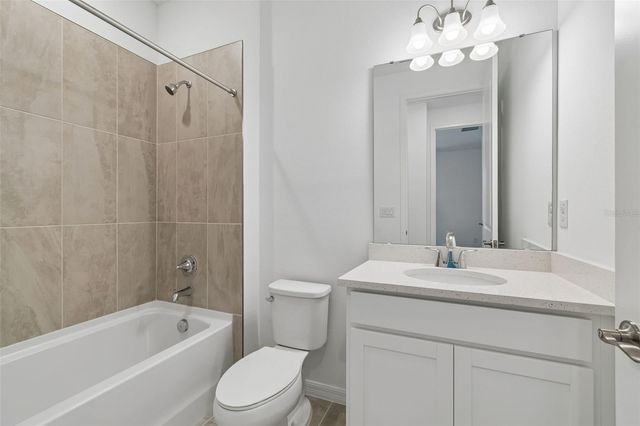 3744 NANDINA CIRCLE, Sun City Center, FL 33573