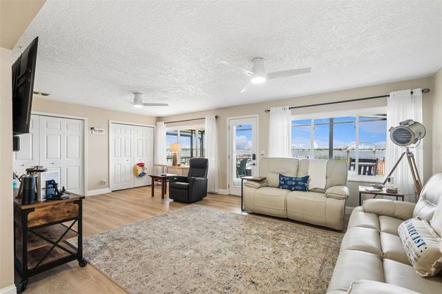 452 SWEETWATER WAY, Haines City, FL 33844