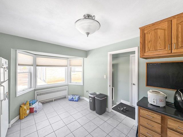 602 E GLENDALE AVENUE, Appleton, WI 54911