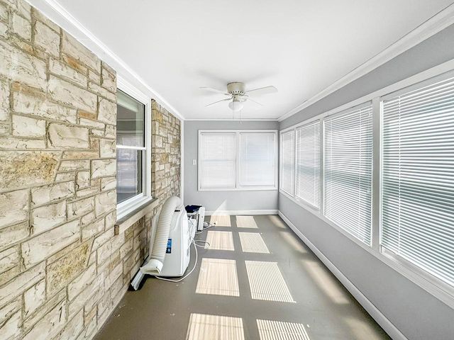 602 E GLENDALE AVENUE, Appleton, WI 54911