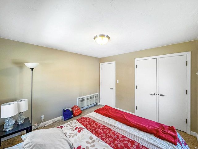 602 E GLENDALE AVENUE, Appleton, WI 54911