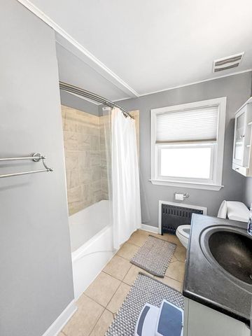 602 E GLENDALE AVENUE, Appleton, WI 54911