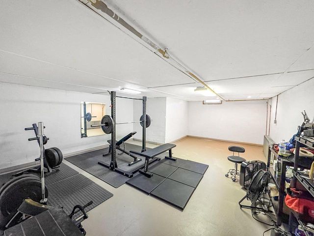 602 E GLENDALE AVENUE, Appleton, WI 54911