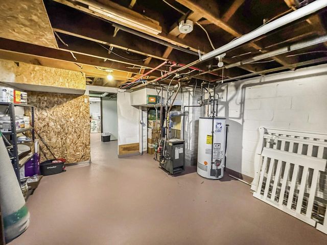 602 E GLENDALE AVENUE, Appleton, WI 54911