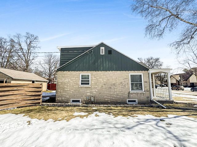 602 E GLENDALE AVENUE, Appleton, WI 54911