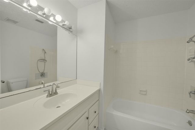 17401 Red Oak Drive 66, Houston, TX 77090