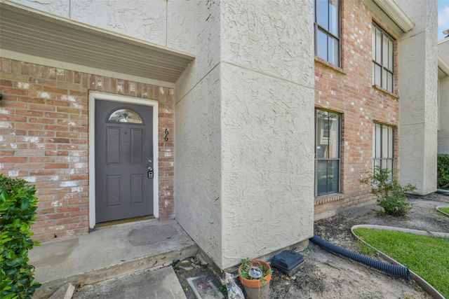17401 Red Oak Drive 66, Houston, TX 77090