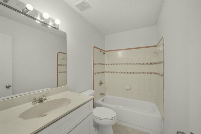 17401 Red Oak Drive 66, Houston, TX 77090