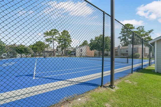 17401 Red Oak Drive 66, Houston, TX 77090