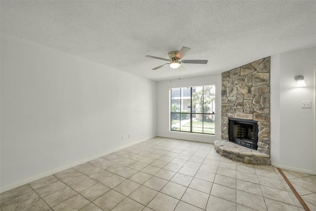 17401 Red Oak Drive 66, Houston, TX 77090