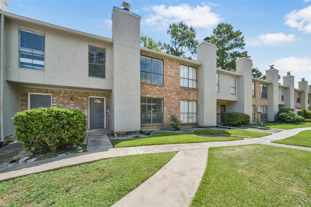 17401 Red Oak Drive 66, Houston, TX 77090
