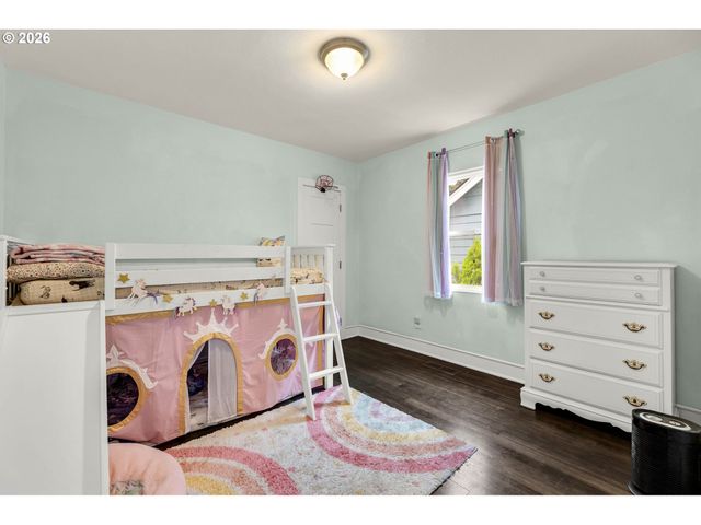 507 W 33RD St, Vancouver, WA 98660