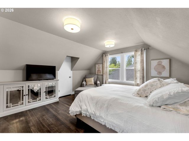 507 W 33RD St, Vancouver, WA 98660
