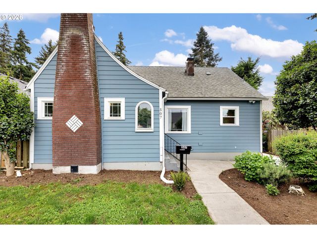 507 W 33RD St, Vancouver, WA 98660