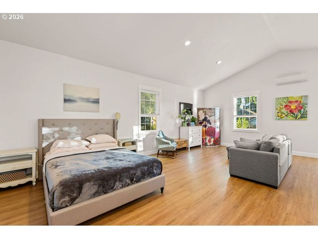 507 W 33RD St, Vancouver, WA 98660