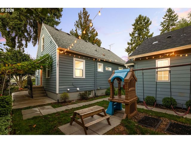 507 W 33RD St, Vancouver, WA 98660
