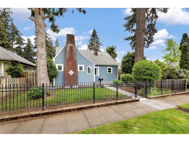 507 W 33RD St, Vancouver, WA 98660