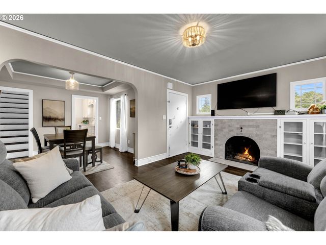 507 W 33RD St, Vancouver, WA 98660