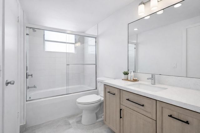 2900 NW 47th Terrace 303b, Lauderdale Lakes, FL 33313