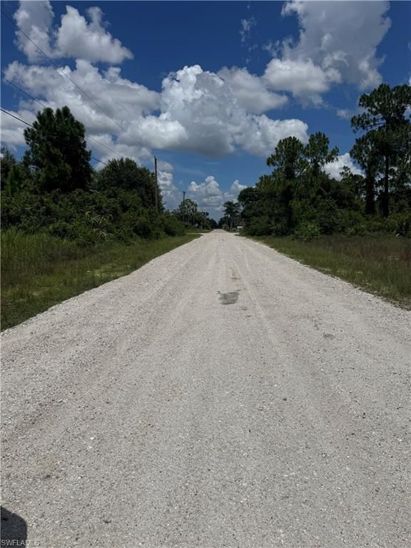 518 Louis AVE, LEHIGH ACRES, FL 33972 — photo 3
