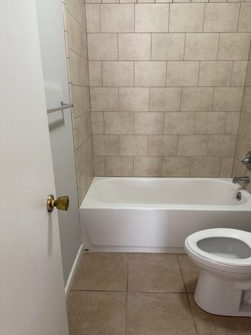 616 W Sunset Boulevard A, Fort Walton Beach, FL 32547