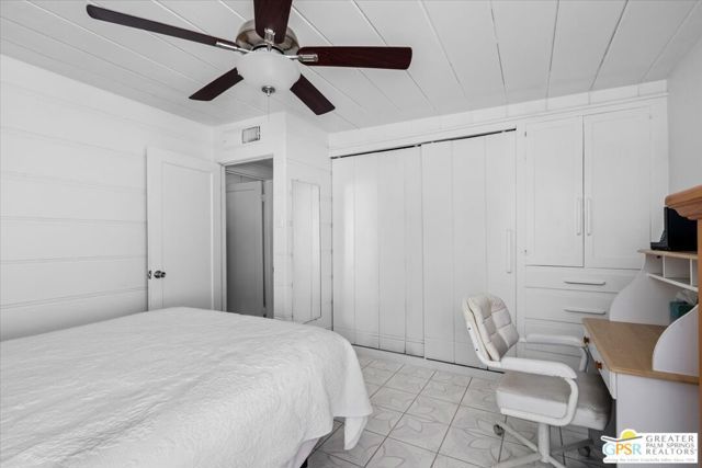 572 N Calle Marcus, Palm Springs, CA 92262