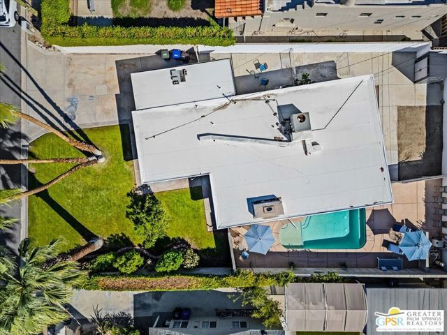 572 N Calle Marcus, Palm Springs, CA 92262