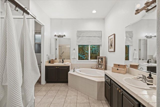 4106 Poppleton Way, Carmichael, CA 95608