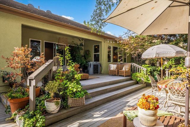 4106 Poppleton Way, Carmichael, CA 95608