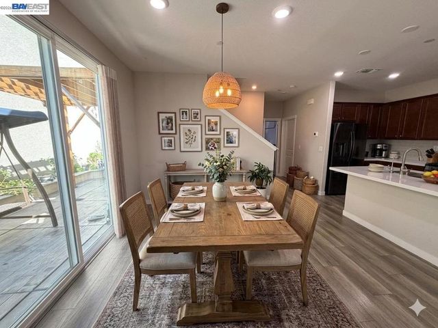 2282 S Podere Dr, Mountain House, CA 95391