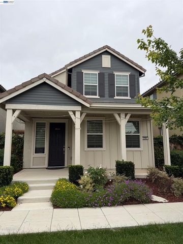 2282 S Podere Dr, Mountain House, CA 95391