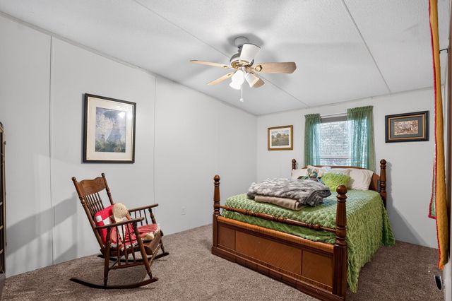 63 Wood Harbor, Trinity, TX 75862