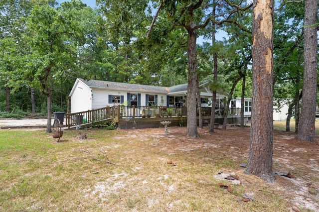 63 Wood Harbor, Trinity, TX 75862