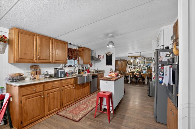 63 Wood Harbor, Trinity, TX 75862