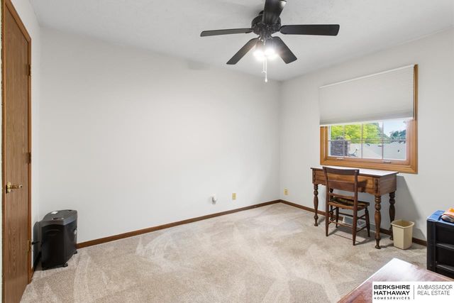1635 N 123 Street, Omaha, NE 68154